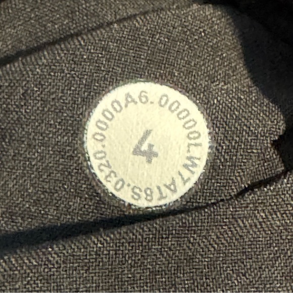 Lululemon Tracker Short V 4" Heather Lux Multi Black Swift Low Rise Women’s SZ4 - Picture 10 of 10